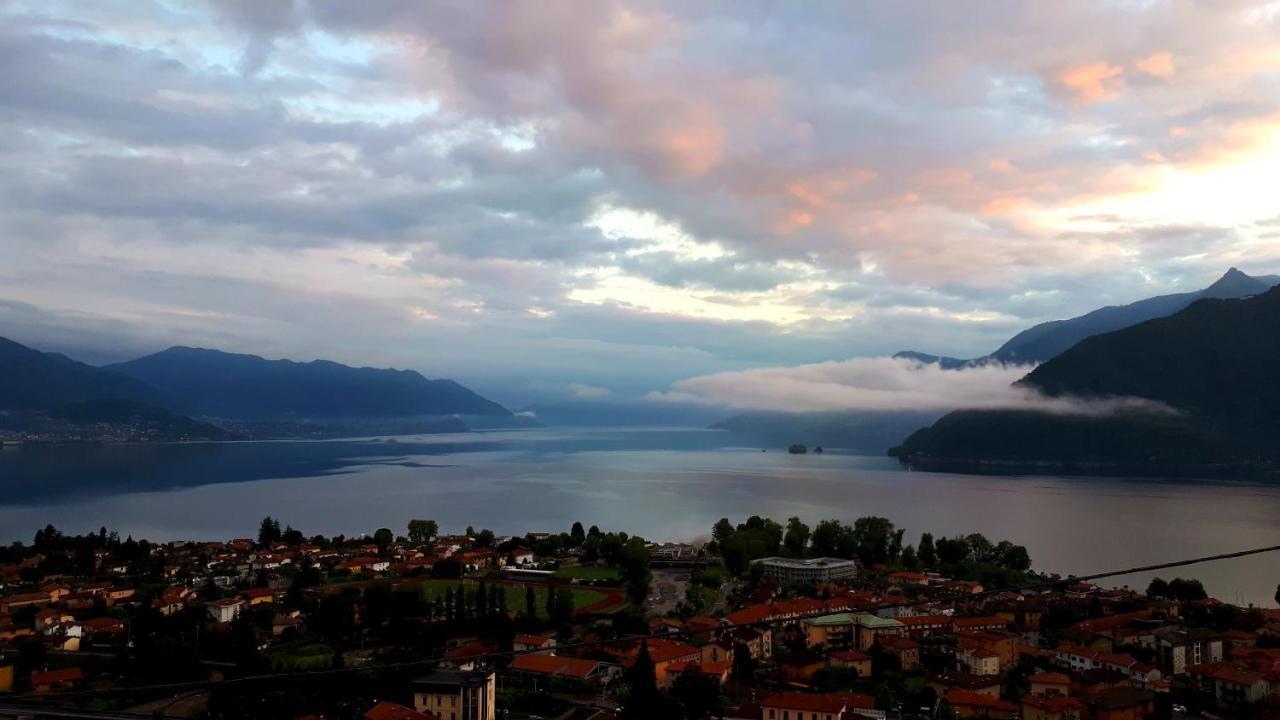Sole & Lago-Lake Maccagno Luaran gambar