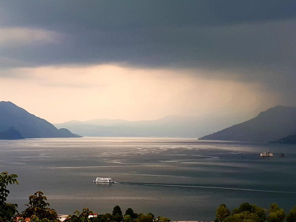 Sole & Lago-Lake Maccagno Luaran gambar
