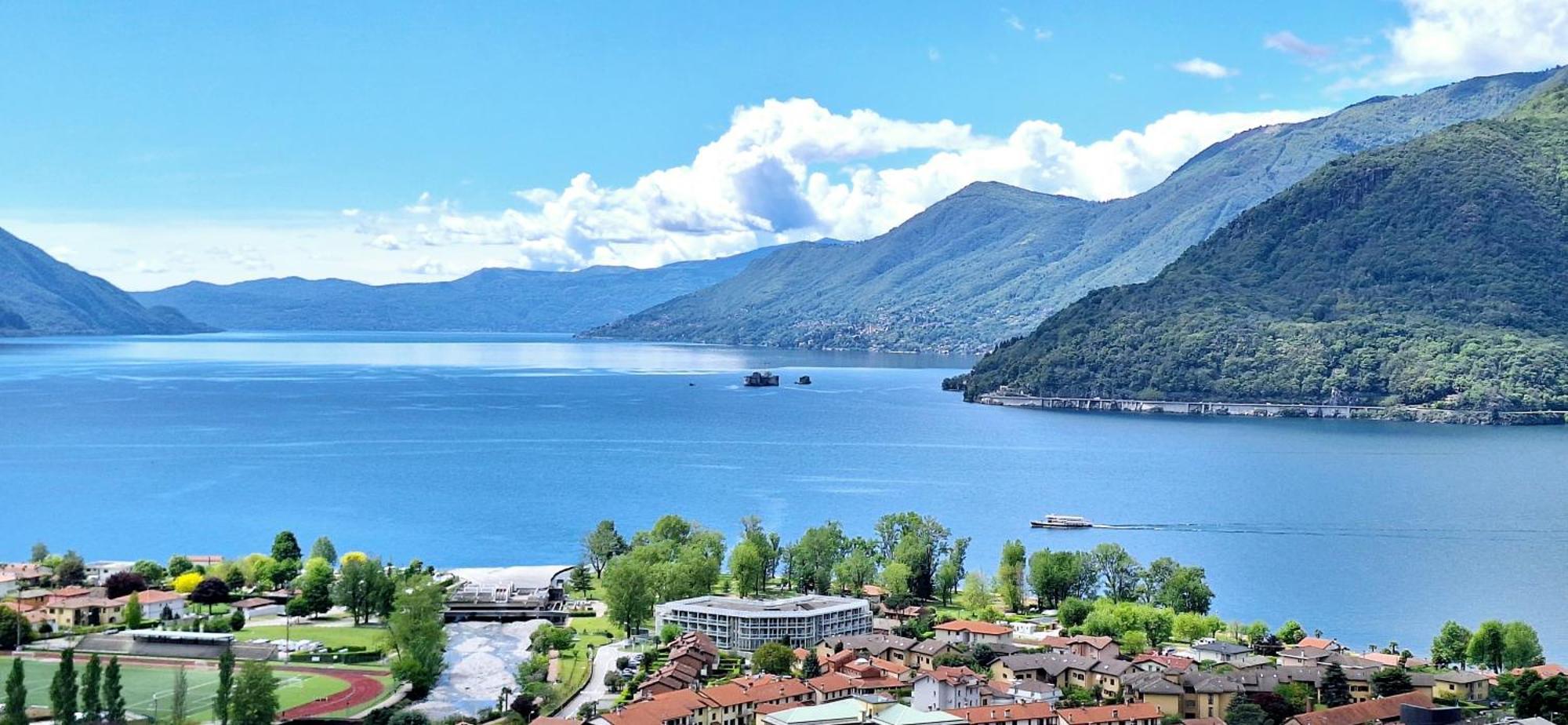 Sole & Lago-Lake Maccagno Luaran gambar