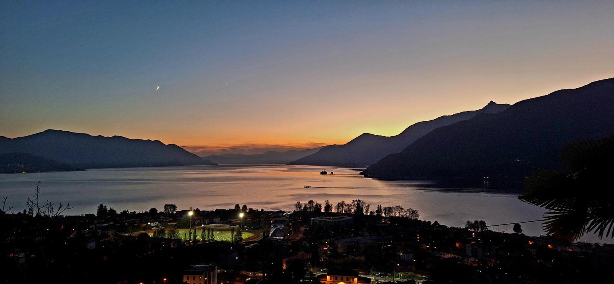 Sole & Lago-Lake Maccagno Luaran gambar